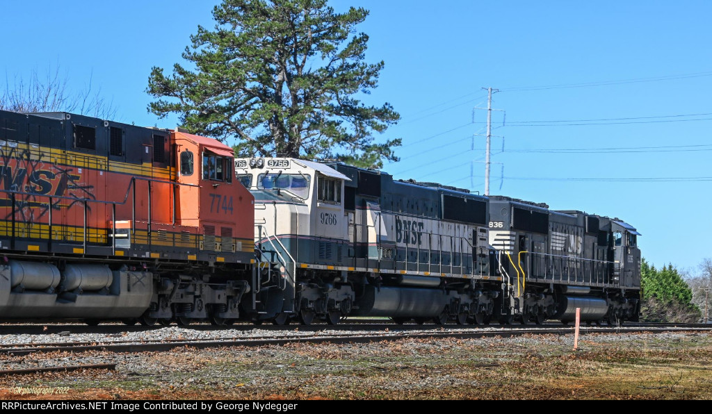 BNSF 9766, 7744 & NS 1836